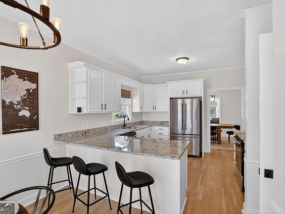 5th image of 12 Forest Ridge Ct