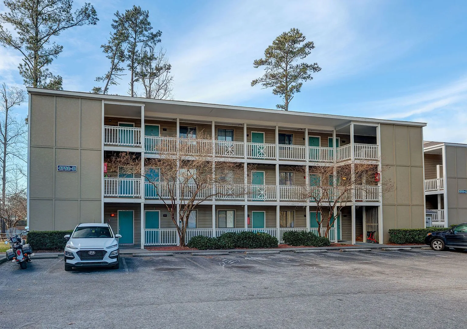 1 Bedroom Adjacent to UNCW — Photo 4