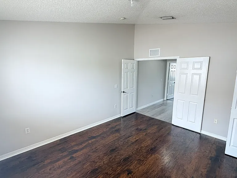 2202 SE 23rd Ter — Photo 37