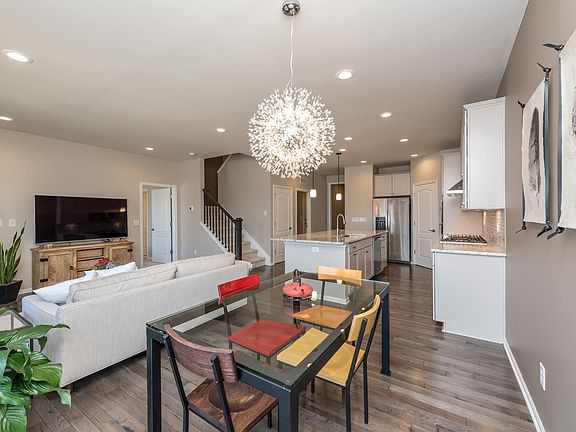 3rd image of 2754 Saint Regis Way