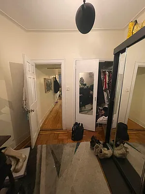 Rented by Weinstein Realty Group | media 20