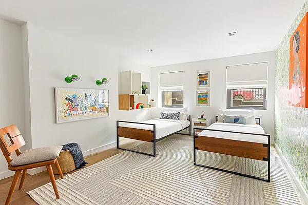 Sold by Compass | media 10