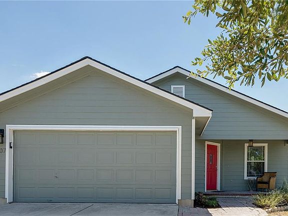2nd image of 207 Meadow Lark Ln