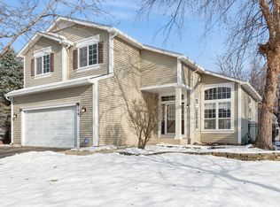206 Sparrow Ln, Bolingbrook, IL 60490