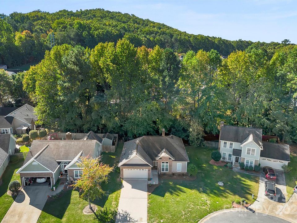 1st image of 3029 Foxborough Ct