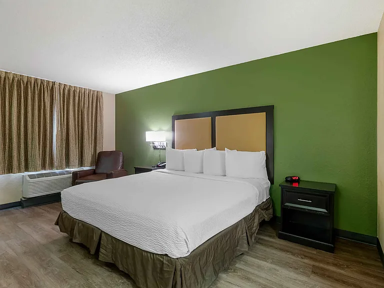 Studio Suite - 1 King Bed