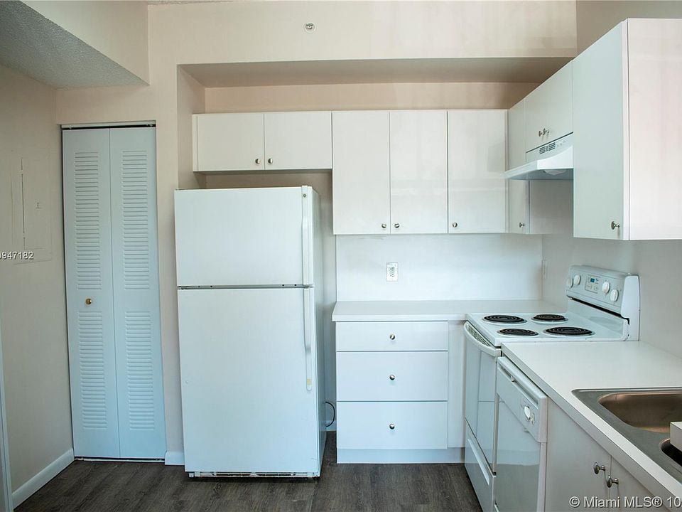 1st image of 6976 SW 39th St APT G104