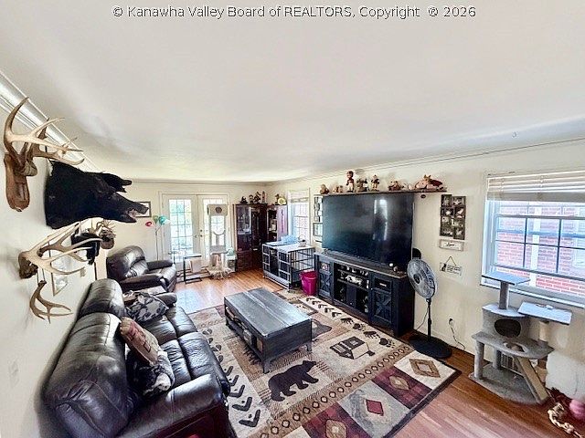 Listing photo 3
