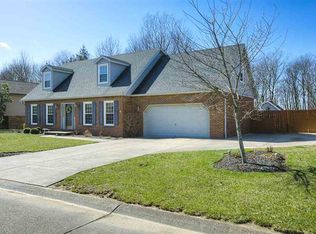 4018 N Iroquois Dr, Evansville, IN 47711