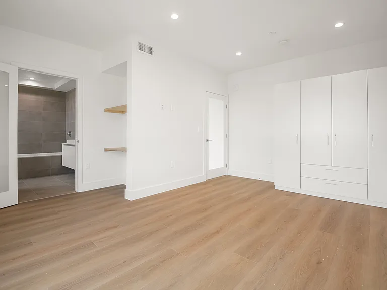 4418 S Slauson Ave #401 — Photo 12