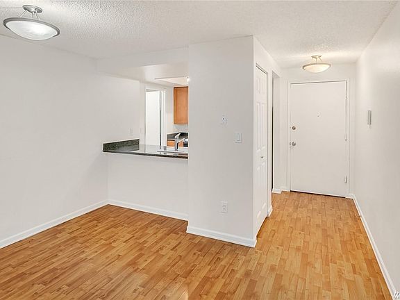 2nd image of 14779 NE 32nd St APT A301