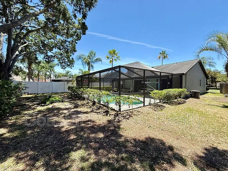 8774 Huntfield St — Photo 31