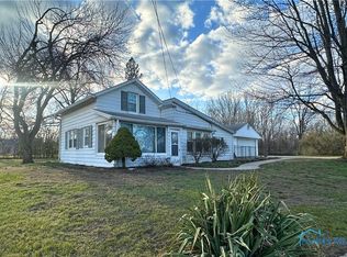 7212 Angola Rd, Holland, OH 43528