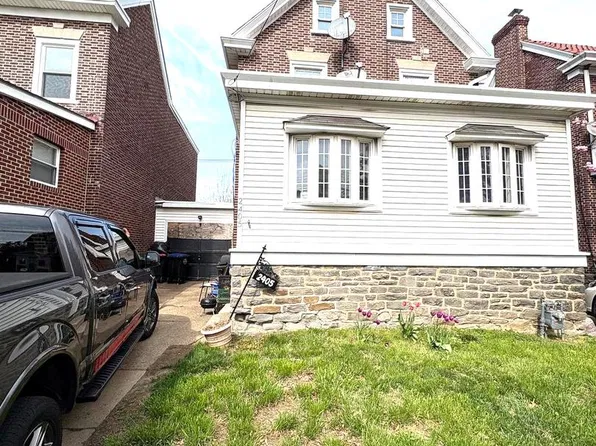 2405 Edgmont Ave, Chester, PA 19013