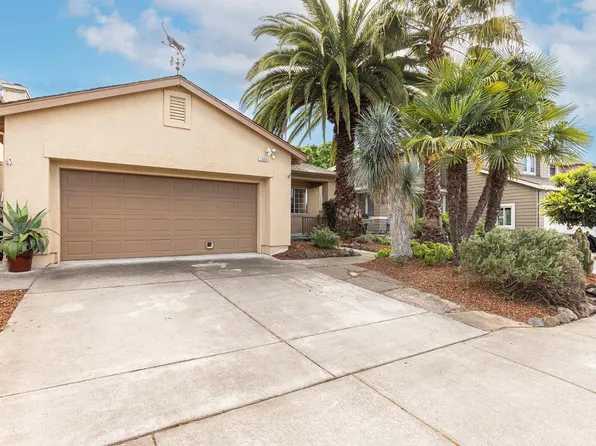 1960 Barndance Lane, Santa Rosa, CA 95407