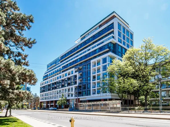 223 Saint Clair Ave W #1106, Toronto, ON M4V 0A5