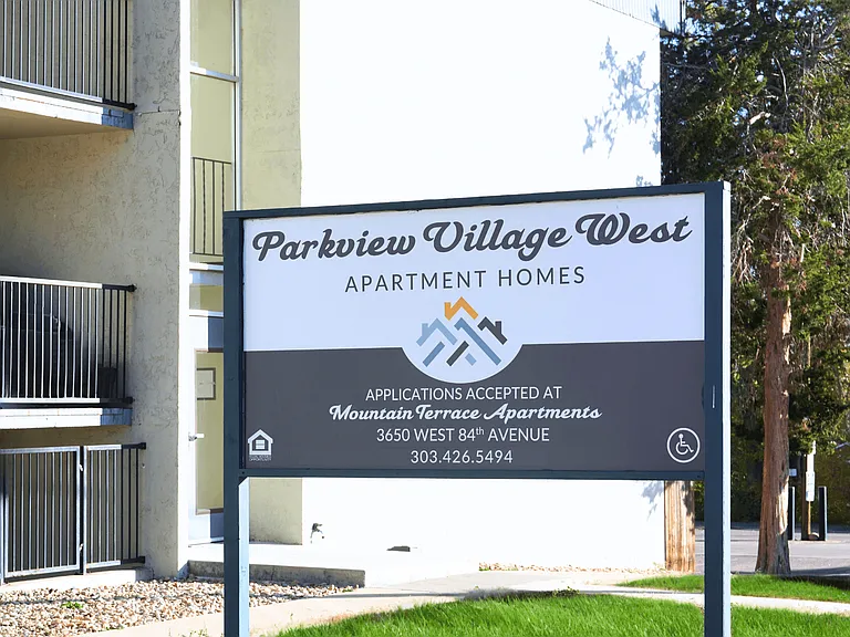 Parkview Village West Apartments — Photo 10