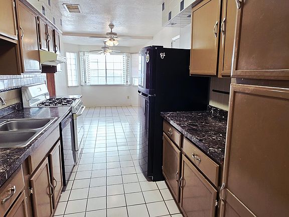 4th image of 11137 Wharf Cove Dr