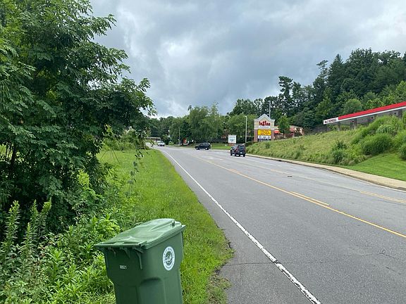 4th image of 290 Carl Eller Rd