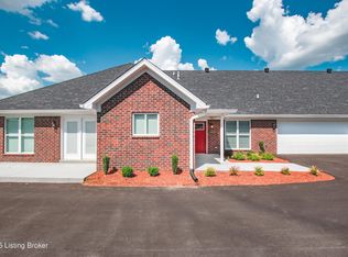 418 Eagle Pointe Dr, Louisville, KY 40214