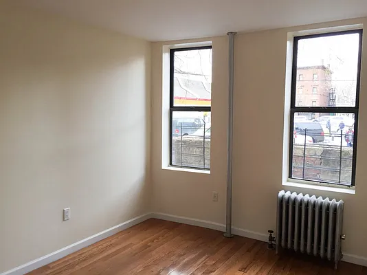 Rented by Bohemia Realty Group | media 17