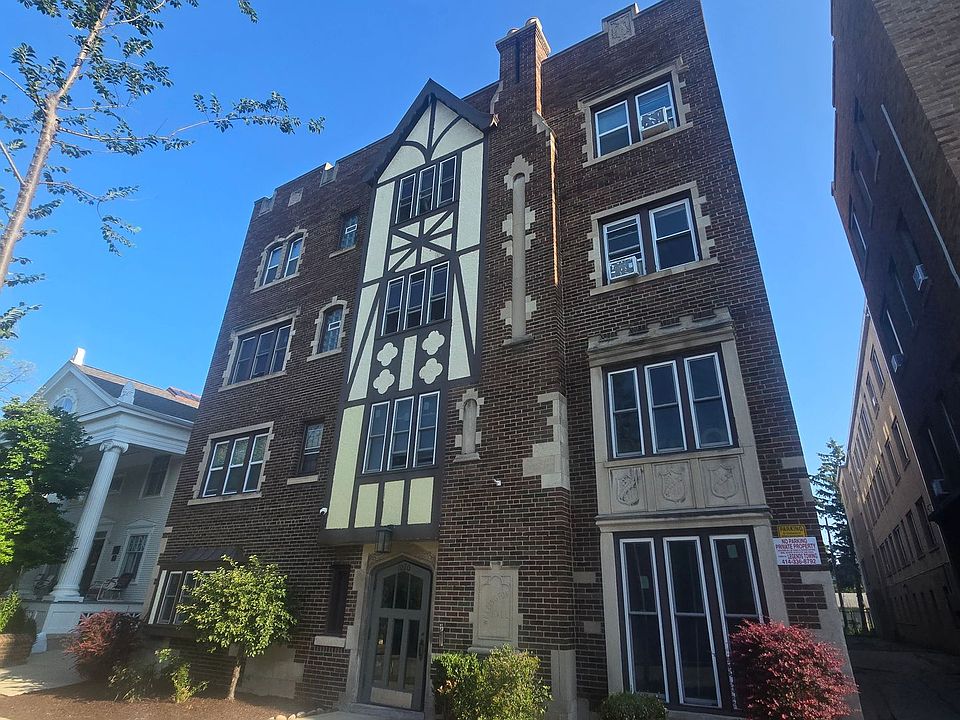 1st image of 1020 E Pleasant St #9