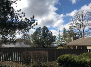 83 Galen Rd, Lake Oswego, OR 97035