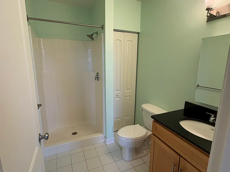 52 Lawrence Dr #314 — Photo 18