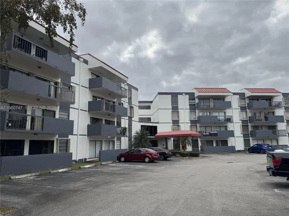 5800 SW 127th Ave APT 2408, Miami, FL 33183
