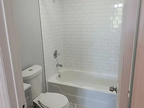 54 Johnston St #1 — Photo 9