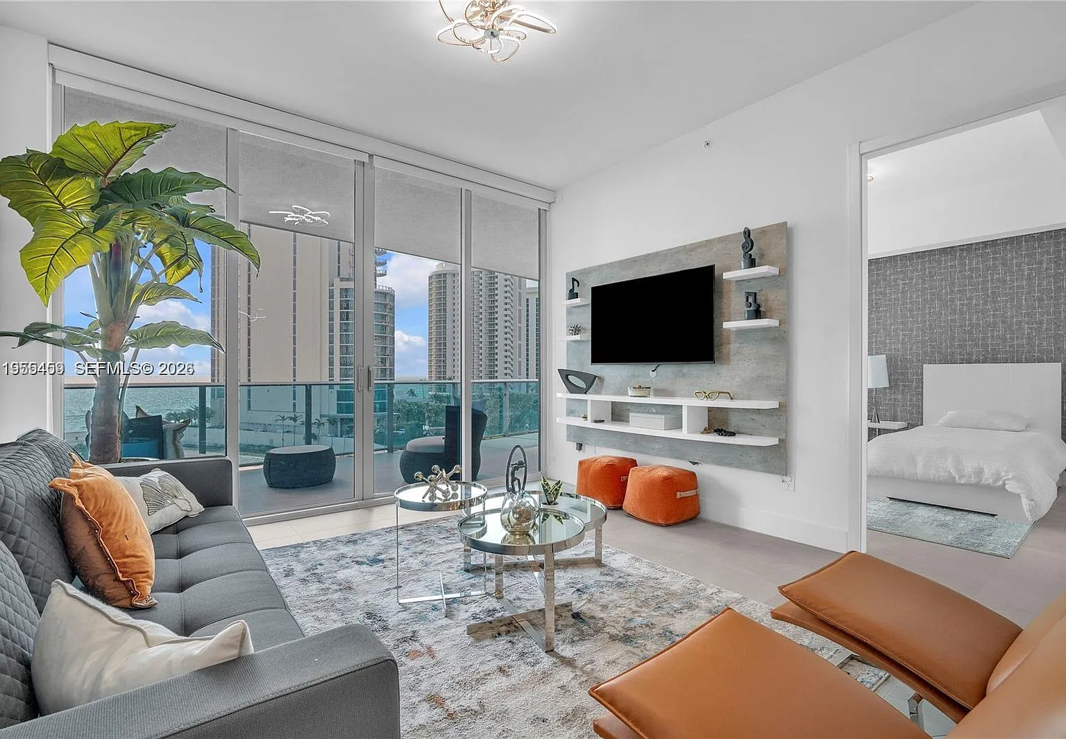 2 bed, 2.5 bath, 1382 sqft, $7,499 — Photo 4