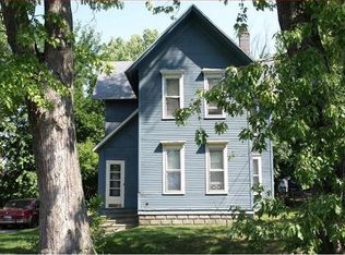 942 Prospect Ave NE, Grand Rapids, MI 49503