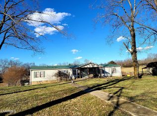 565 Spears Rd, Sparta, TN 38583