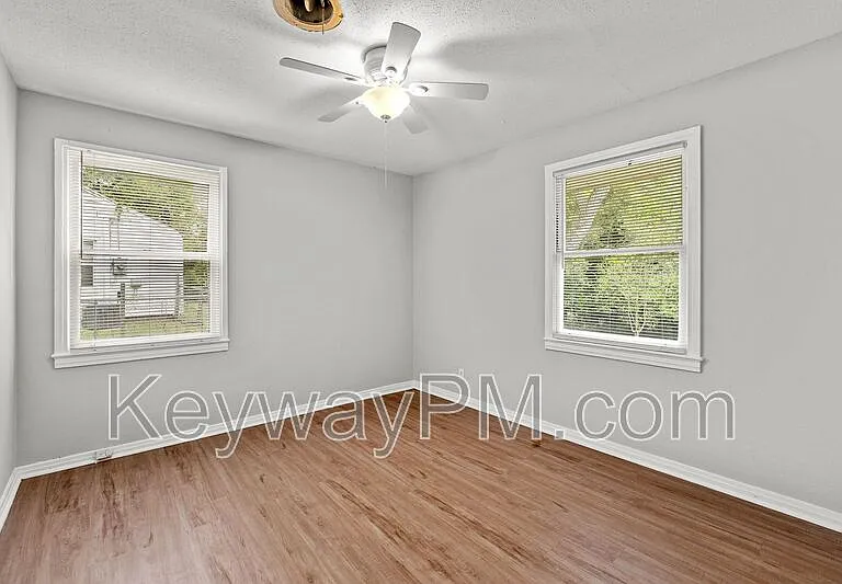 3018 Acorn Rd — Photo 9