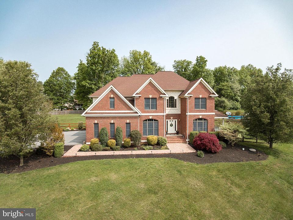 1st image of 730 Wheatley Dr