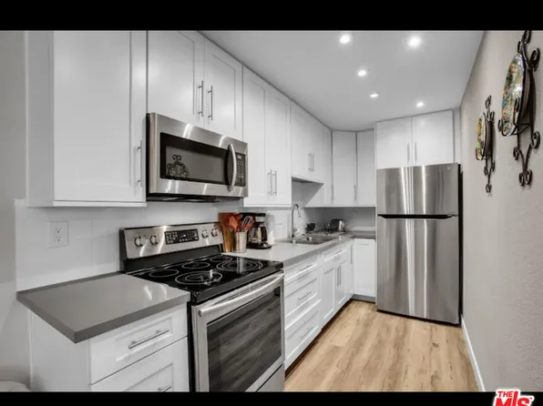 2810 N Arcadia Ct #113, Palm Springs, CA 92262