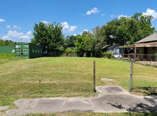 2437 Davis St, Houston, TX 77026