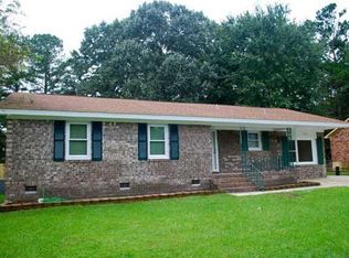 112 Columbia Dr, Ladson, SC 29456