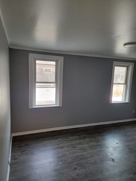 1st image of 437 Morgan Ave