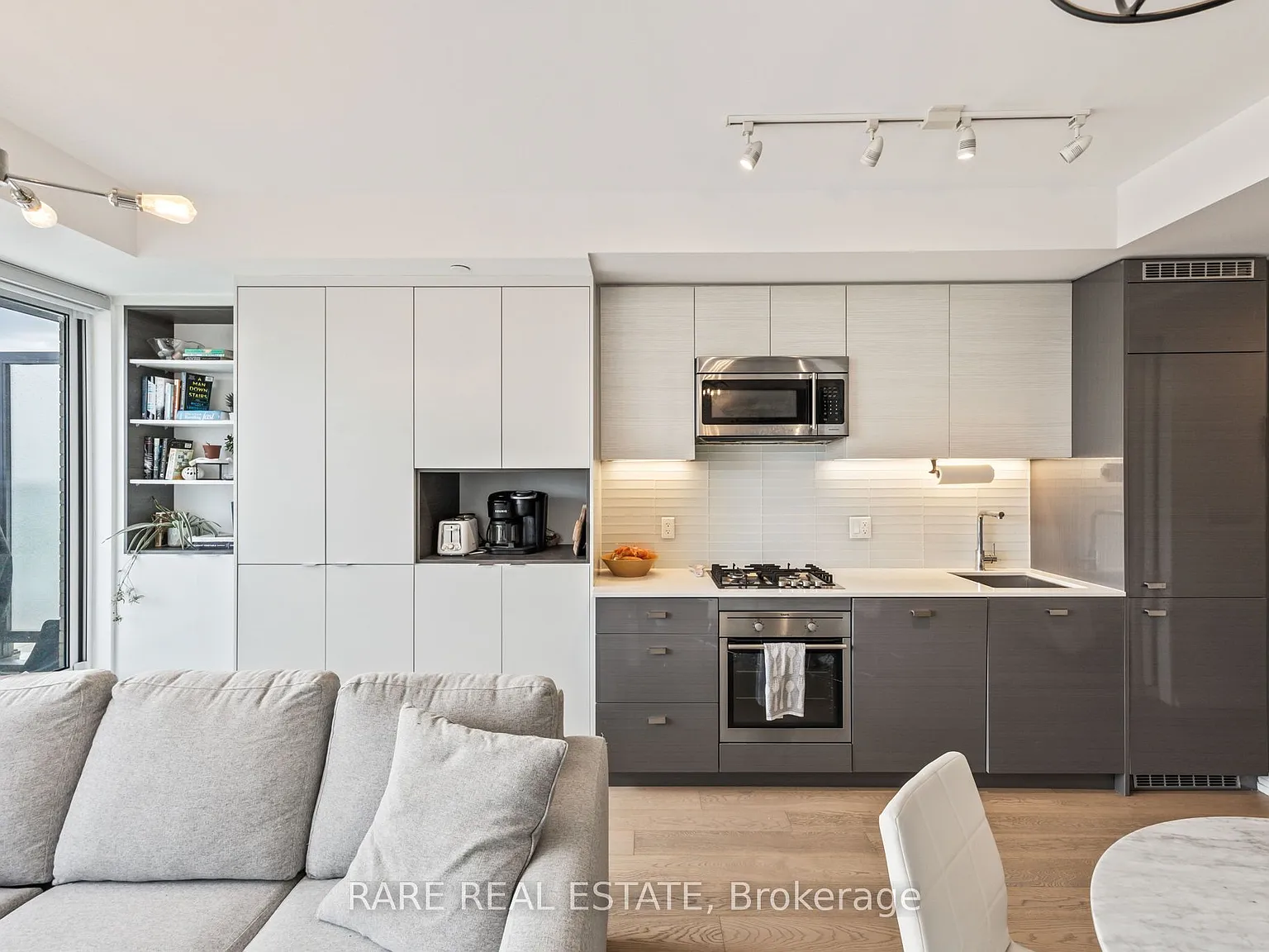 The Nest Condos — Photo 3