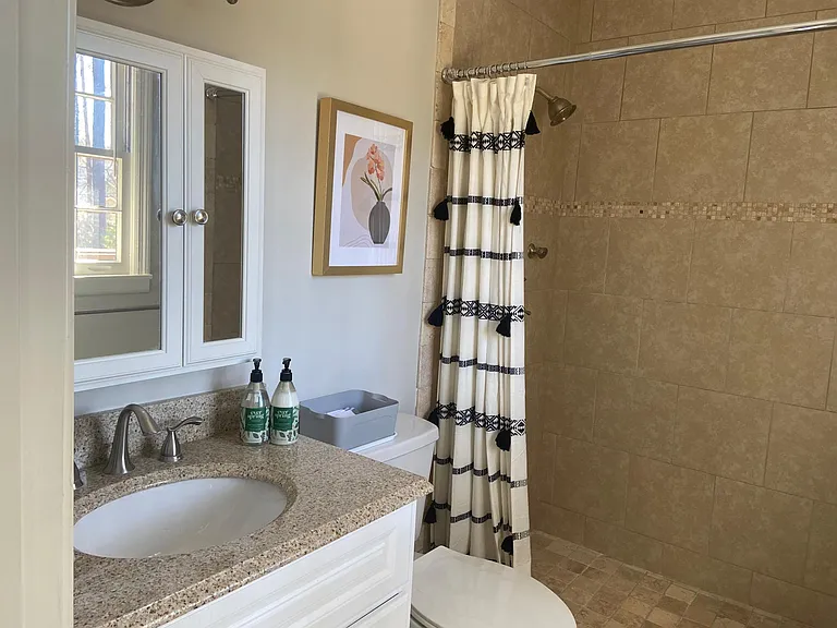 295 Hillsdale Dr — Photo 9