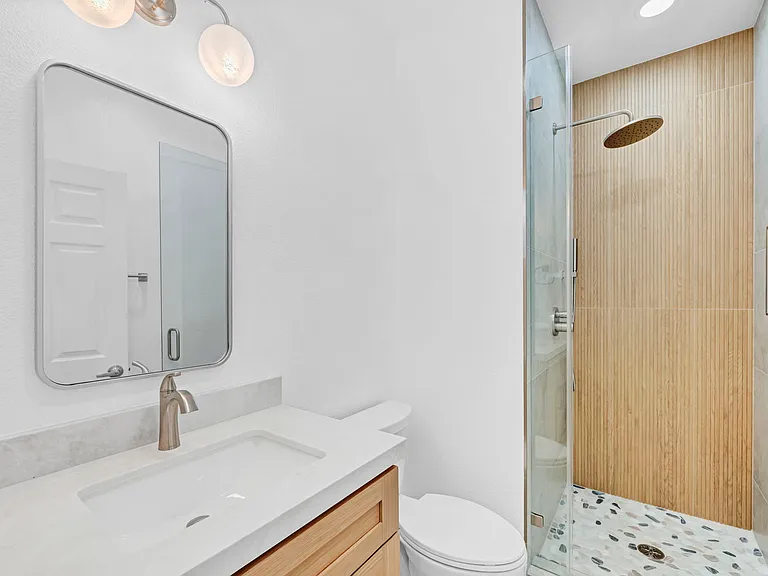 10705 Sprucedale Ave — Photo 16