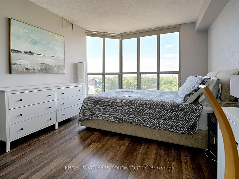 2285 Lake Shore Blvd W #1204 — Photo 33