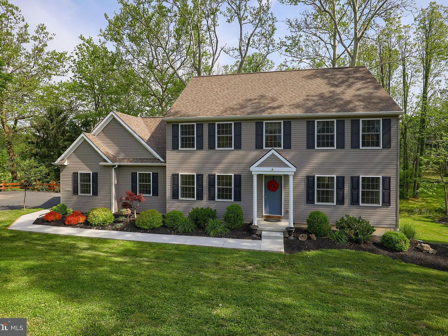 2021 Meadow Ridge Dr, Lancaster, PA 17601 Zillow