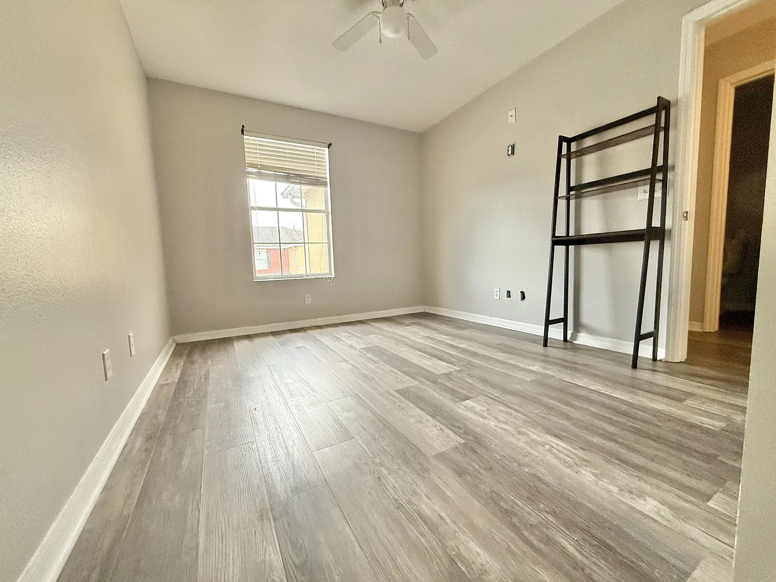 609 Cresting Oak Circle - 1 — Photo 2