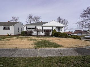 3216 Alden Dr, Parma, OH