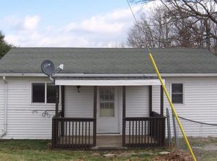 1953 N New Hope Rd, Salem, IN 47167