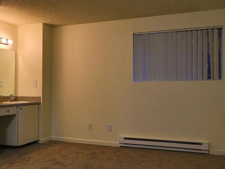 Harborwood West Apartments — Photo 38