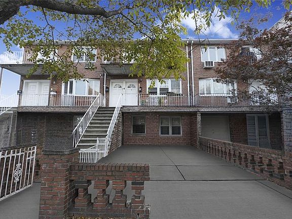 2nd image of 4 Avenue Y