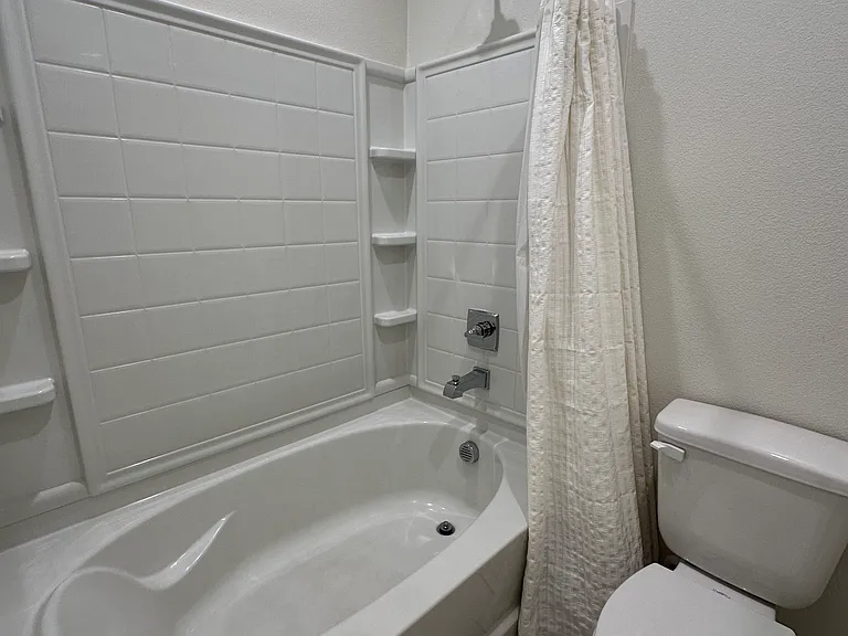 115 Red Brick Dr #3 — Photo 31